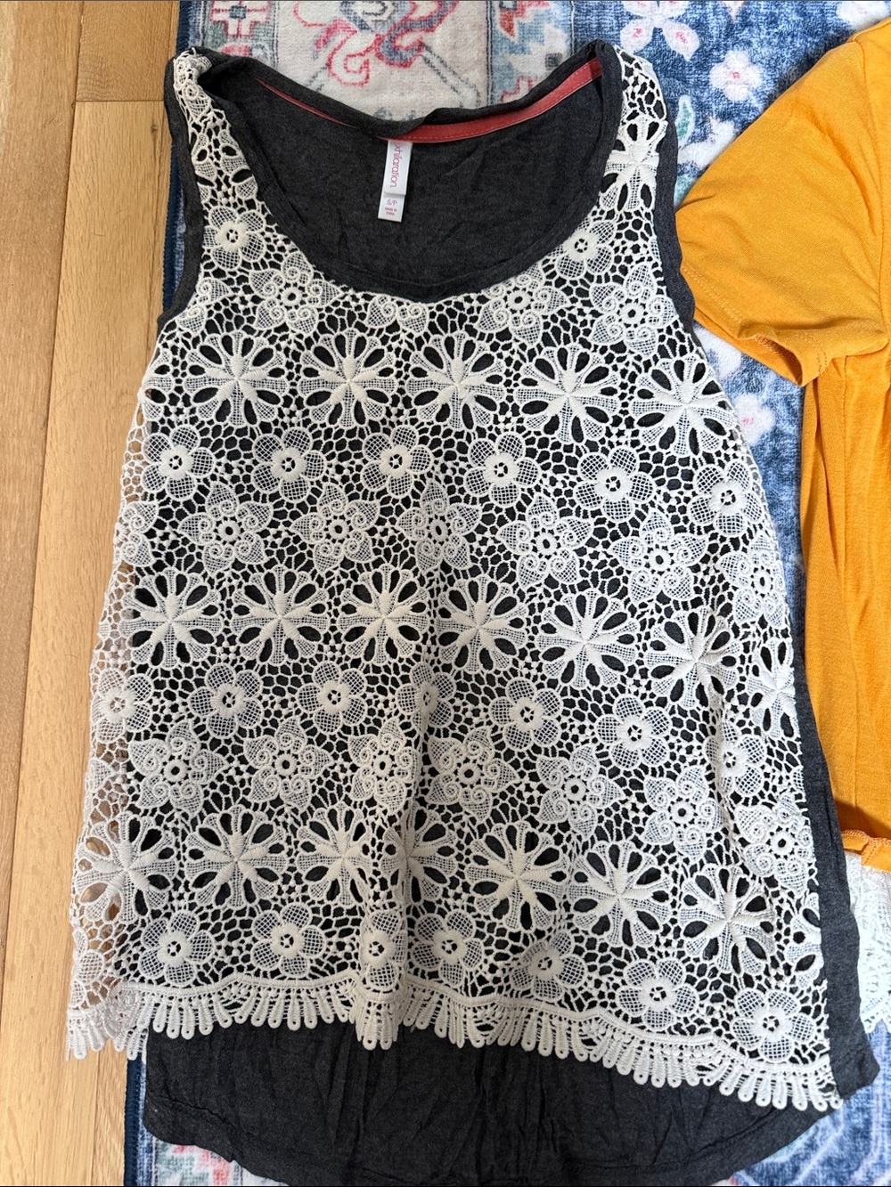 Assorted Tops - Picture 2 of 9